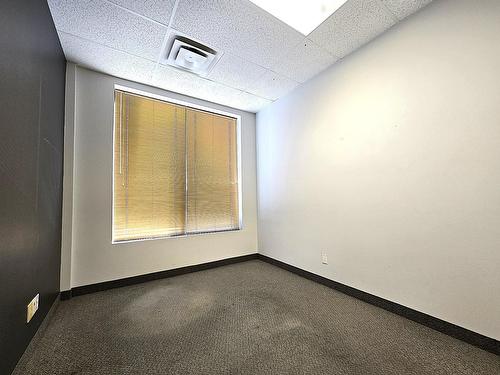 Office - 205-515 Boul. De La Concorde O., Laval (Laval-Des-Rapides), QC - Indoor Photo Showing Other Room