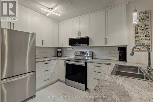 181 - 49 Trott Boulevard, Collingwood, ON - Indoor Photo Showing Kitchen With Double Sink