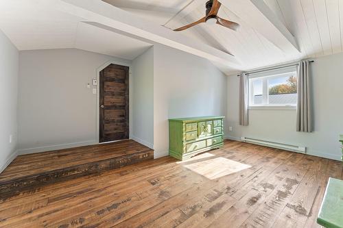 Chambre à coucher - 650 Rue Western, Waterloo, QC - Indoor Photo Showing Other Room