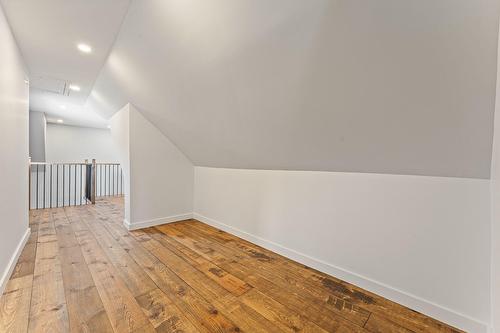 Boudoir - 650 Rue Western, Waterloo, QC - Indoor Photo Showing Other Room