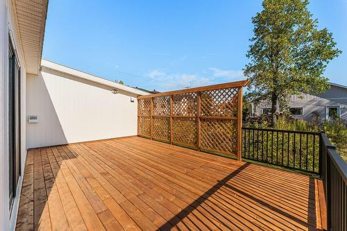 Balcon - 650 Rue Western, Waterloo, QC - Outdoor With Exterior