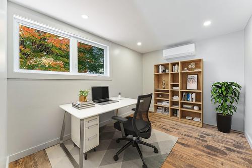 Chambre à coucher - 650 Rue Western, Waterloo, QC - Indoor Photo Showing Office