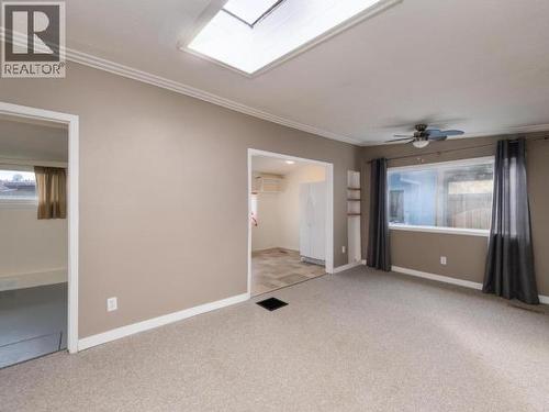 8-7 Prospector Road, Whitehorse, YT - Indoor Photo Showing Other Room
