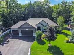 126 MENNILL DRIVE  Springwater, ON L9X 0J2