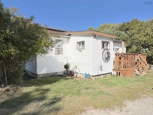 186 Parr Street  Shelburne, NS B0T 1W0