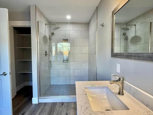 4 12 Harold Court, Cornwall, PE 