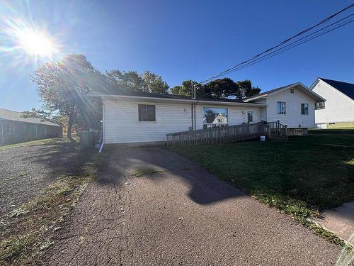 30 Pleasant Street, Kensington, PE 