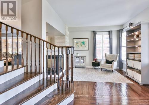 Rich hardwoods - 63 The Queensway, Barrie, ON - Indoor Photo Showing Other Room