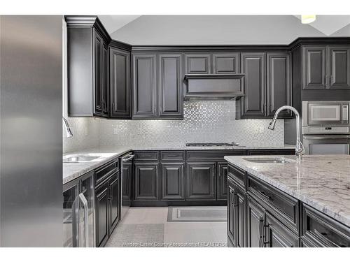 2 Malibu Drive, Leamington, ON 