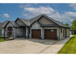 3849 FERNE Avenue  Plympton-Wyoming, ON N0N 1E0