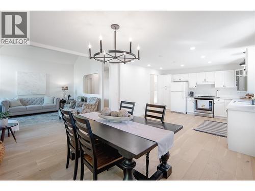 650 Lexington Drive Unit# 310, Kelowna, BC - Indoor Photo Showing Other Room