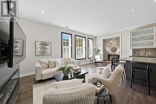 102 - 136 Hibernia Street, Cobourg, ON - Indoor Photo Showing Living Room