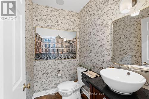 105 Crichton Street, Ottawa, ON - Indoor Photo Showing Bathroom