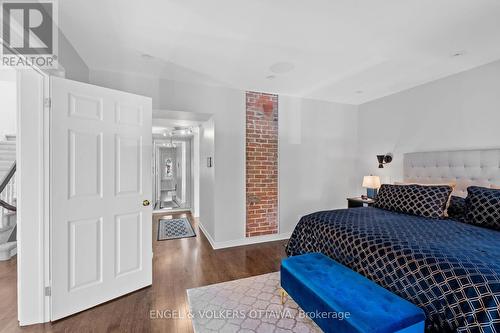105 Crichton Street, Ottawa, ON - Indoor Photo Showing Bedroom