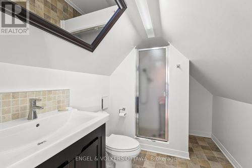 105 Crichton Street, Ottawa, ON - Indoor Photo Showing Bathroom