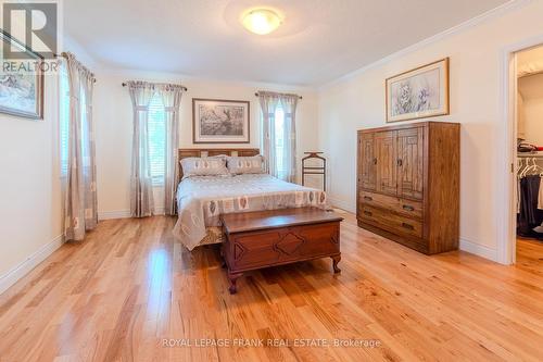 15 Selena Street, Kawartha Lakes (Lindsay), ON - Indoor Photo Showing Bedroom