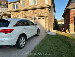 Side Entrance to the Lower unit - 