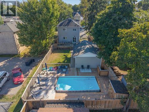 31 Murray Street, Fort Erie (Central), ON - Outdoor With In Ground Pool