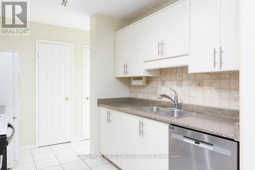 503 - 500 Talbot Street, London East (East F), ON - Indoor Photo Showing Kitchen With Double Sink