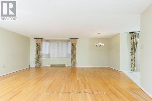 503 - 500 Talbot Street, London East (East F), ON - Indoor Photo Showing Other Room