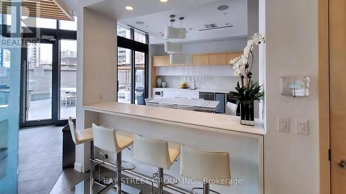 1201 - 45 Charles Street E, Toronto, ON - Indoor