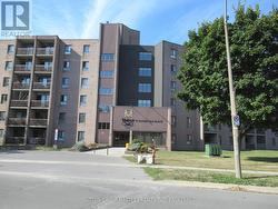 503 - 17 ELDON HALL PLACE  Kingston (Central City West), ON K7M 7H5