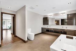Ensuite bathroom - 