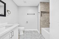 Salle de bains attenante à la CCP - 