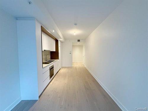 Living room - 1911-1020 Rue De La Montagne, Montréal (Ville-Marie), QC - Indoor