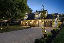 2085 Rue de la Régence  Saint-Bruno-De-Montarville, QC J3V 4B8