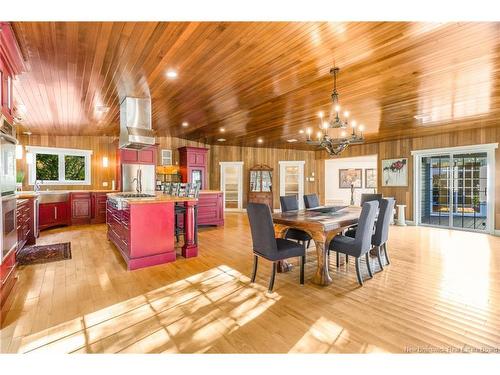 121 Graham Dr, Island View, NB 