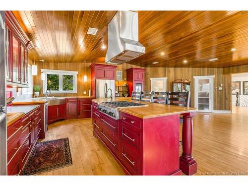 121 Graham Dr, Island View, NB 