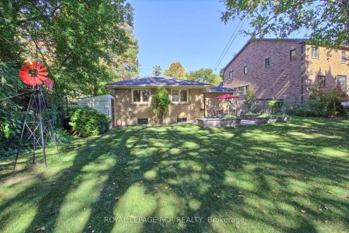 130 Park Avenue, Newmarket, ON - Outdoor