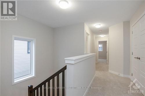 71 Kindred Row, Ottawa, ON - Indoor Photo Showing Other Room