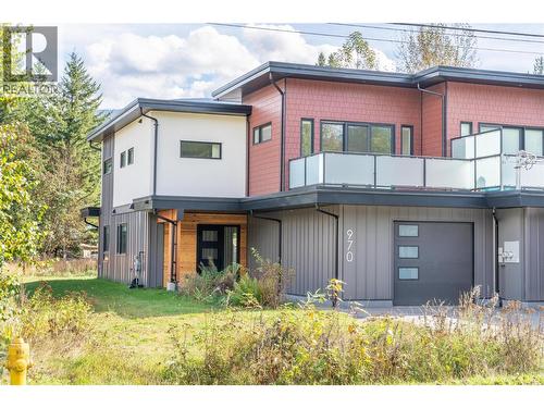 970 Begbie Road, Revelstoke, BC - Outdoor