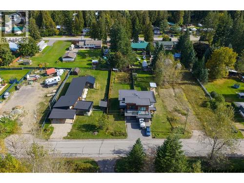 970 Begbie Road, Revelstoke, BC - Outdoor With View