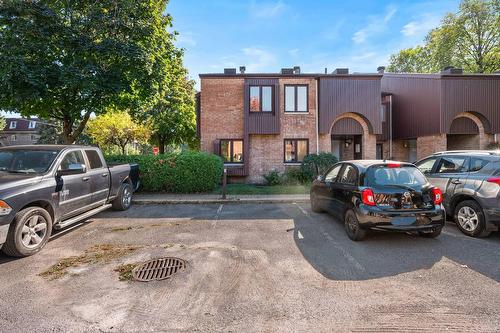 Parking - 547Z Boul. Wilson, Longueuil (Le Vieux-Longueuil), QC 