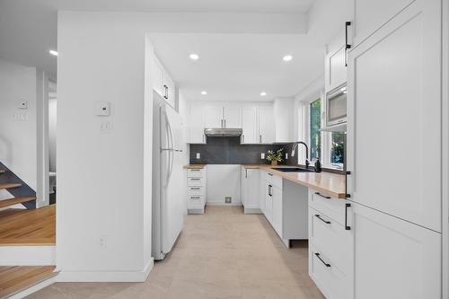Kitchen - 547Z Boul. Wilson, Longueuil (Le Vieux-Longueuil), QC 