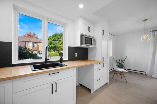 Kitchen - 547Z Boul. Wilson, Longueuil (Le Vieux-Longueuil), QC 