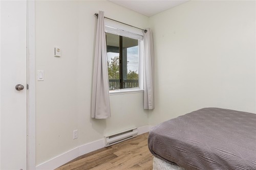 203-3087 Barons Rd, Nanaimo, BC - Indoor Photo Showing Bedroom