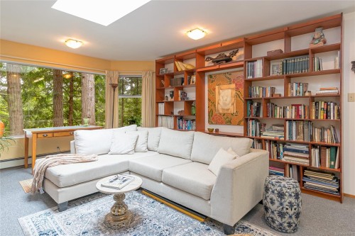 3293 Mcguire Way, Ladysmith, BC 