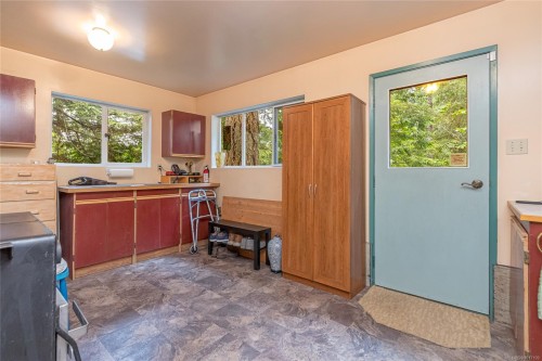 3293 Mcguire Way, Ladysmith, BC 