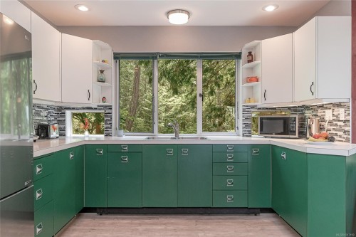 3293 Mcguire Way, Ladysmith, BC 