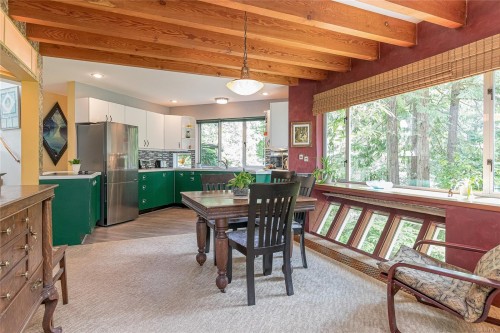 3293 Mcguire Way, Ladysmith, BC 