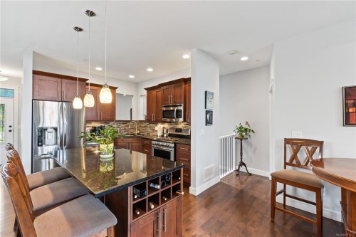 6166 Arlin Pl, Nanaimo, BC 