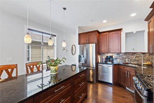 6166 Arlin Pl, Nanaimo, BC 