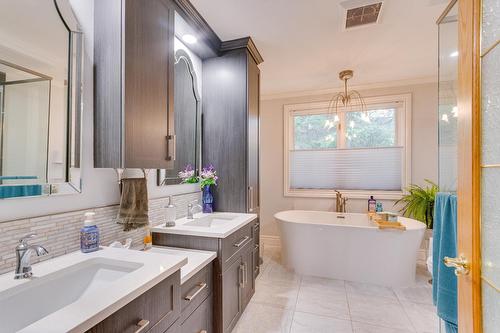 Bathroom - 6 Rue De L'Abitibi, Cantley, QC - Indoor Photo Showing Bathroom