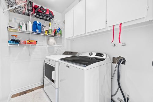 Laundry room - 71 Rue Canterbury, Dollard-Des-Ormeaux, QC - Indoor Photo Showing Laundry Room