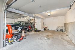 Garage - 