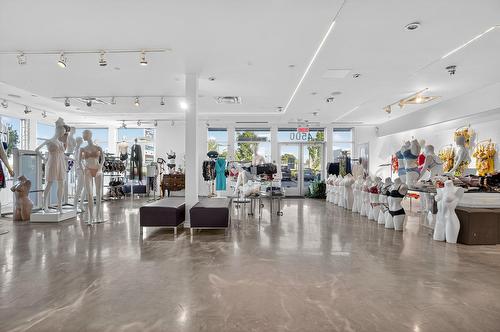 Intérieur - 4500 Desserte Sud Laval (A-440) O., Laval (Chomedey), QC 